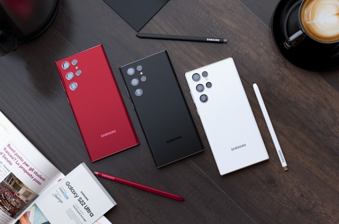 Galaxy S22 Ultra高清渲染图来了 后置五摄几乎纯平