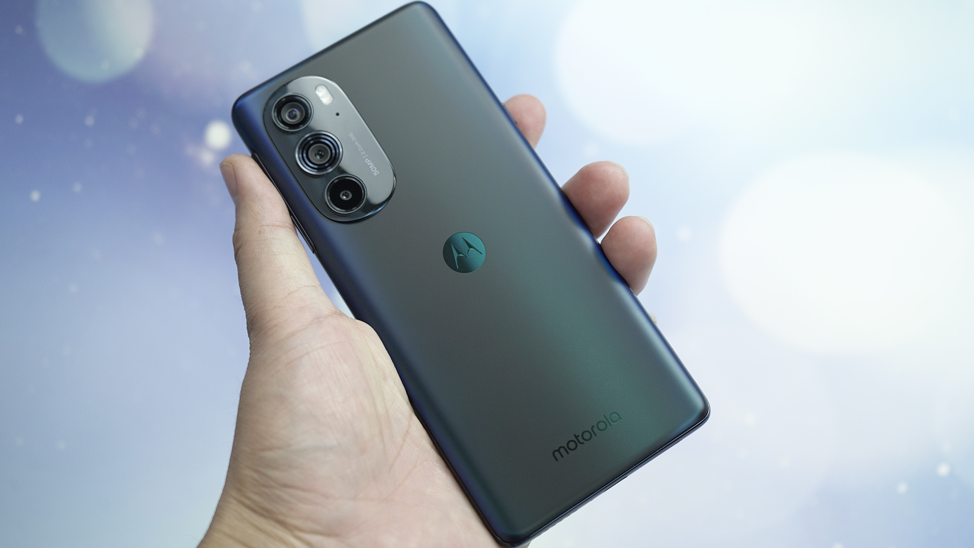 实测首款跑分超100W的量产手机 moto edge X30