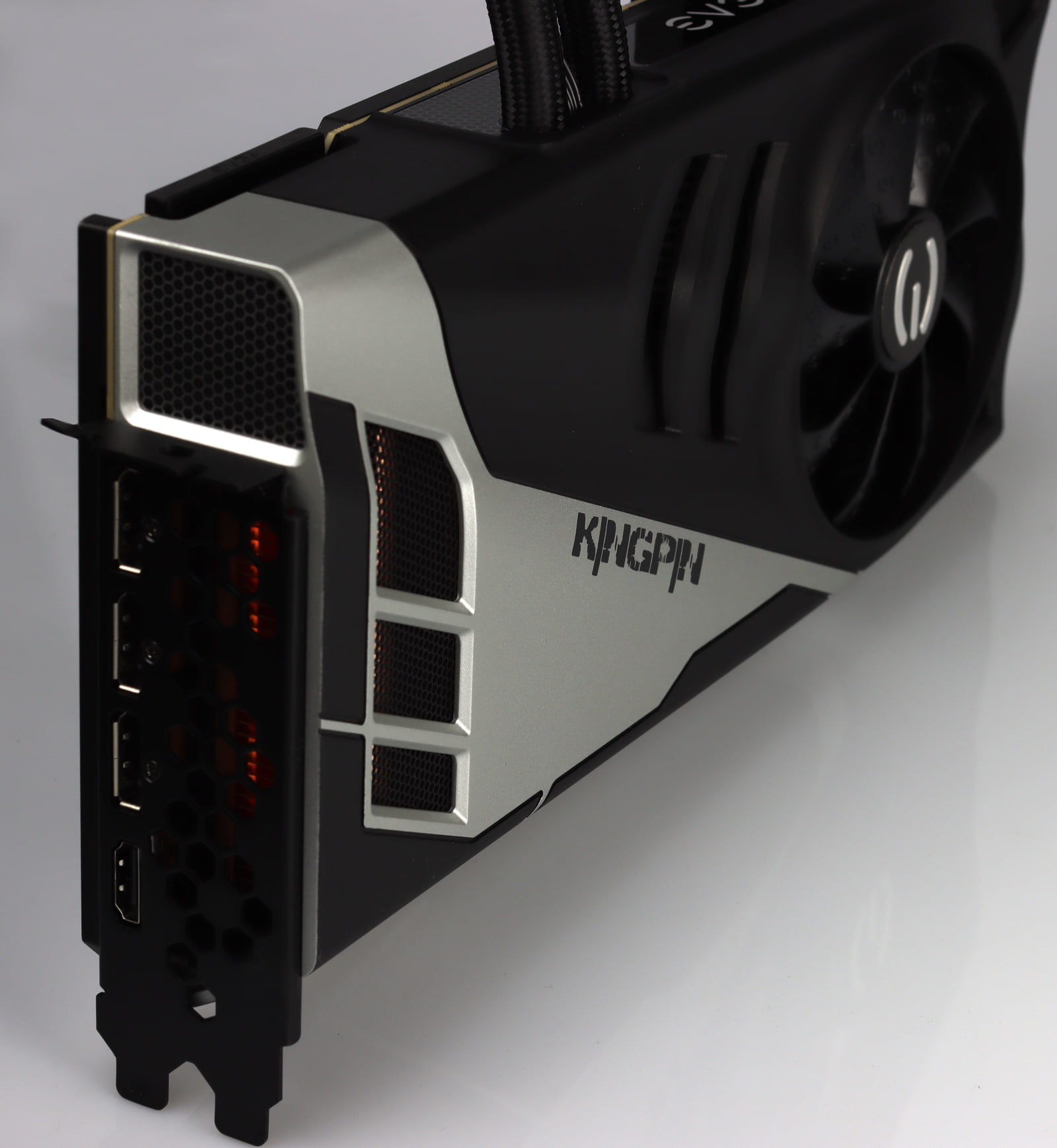 EVGA RTX 3090 Ti KINGPIN实体卡曝光