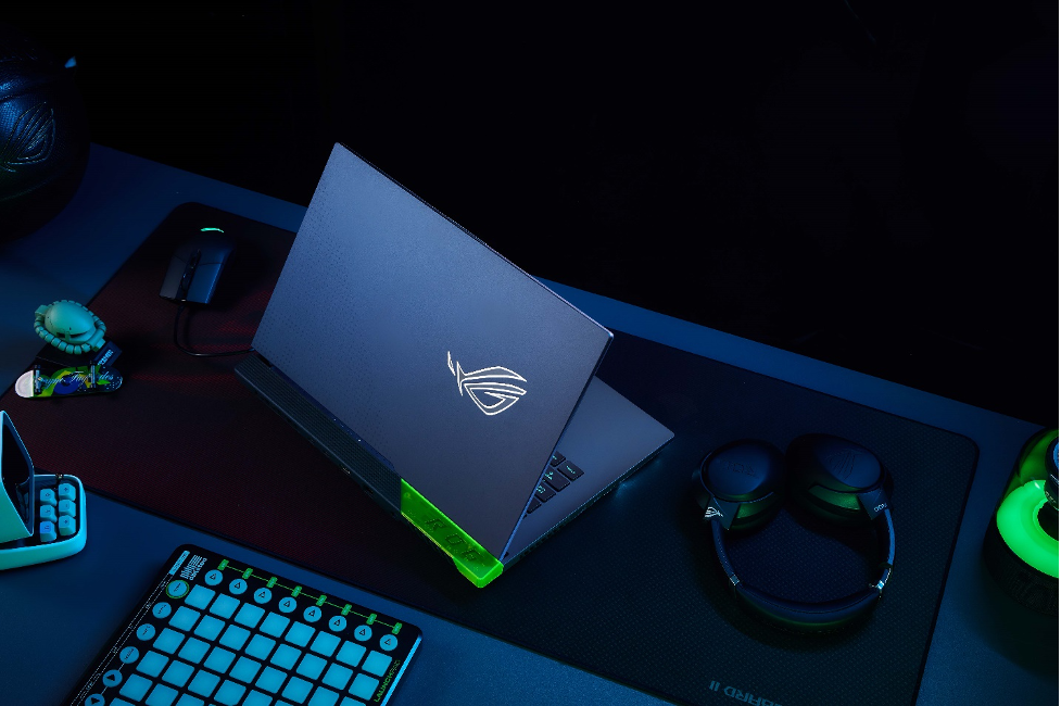 ROG 2022笔记本发布  最强性能二合一轻薄本ROG幻X问世