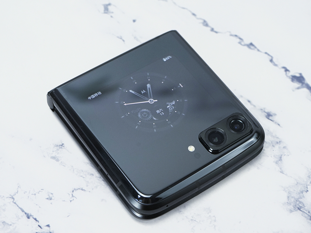 moto razr 2022锁屏状态