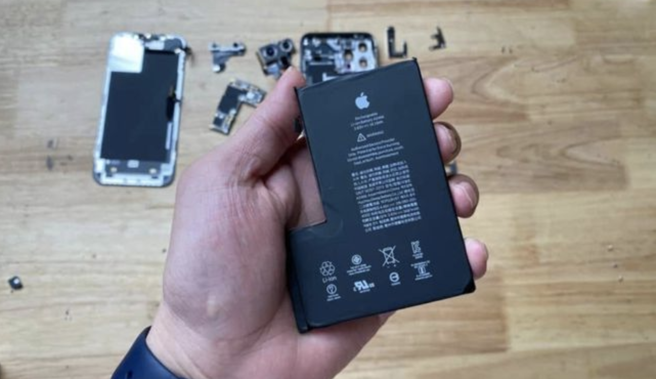 iPhone 12 Pro Max长测：绝对优异的性能，不值得的体验