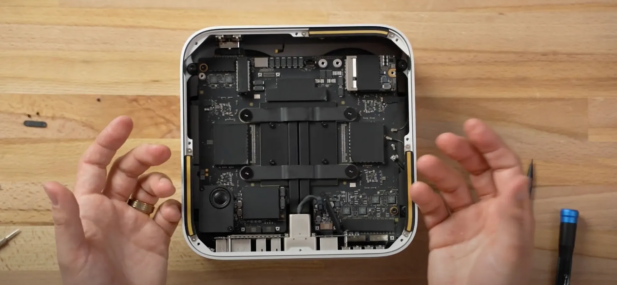 苹果Mac Studio拆解 M1 Ultra远超想象 仅可自行升级SSD