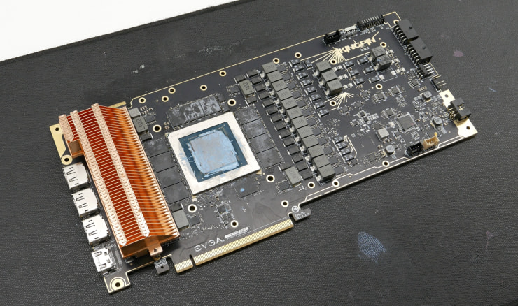 EVGA RTX3090 Ti KINGPIN采用28相VRM PCB 专为LN2超频设计