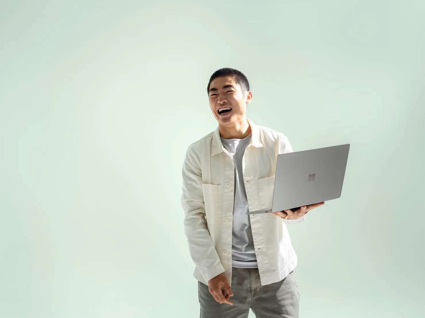 全新Surface Laptop Go 2发布 11代低压酷睿5188起 毫无性价比