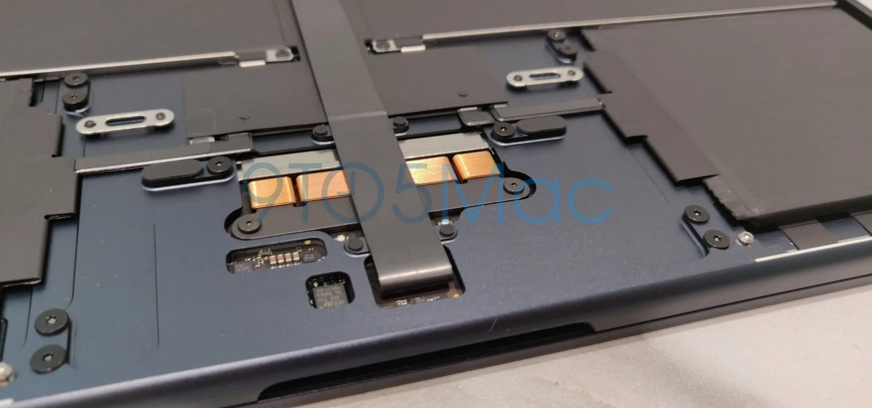 M2 MacBook Air内部图片曝光 大型被动散热器抢眼