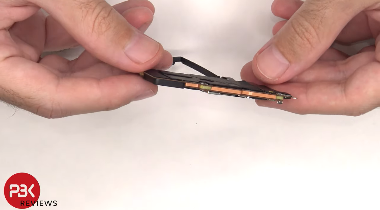 iPhone 14 Pro Max首拆：电池容量缩水 散热升级