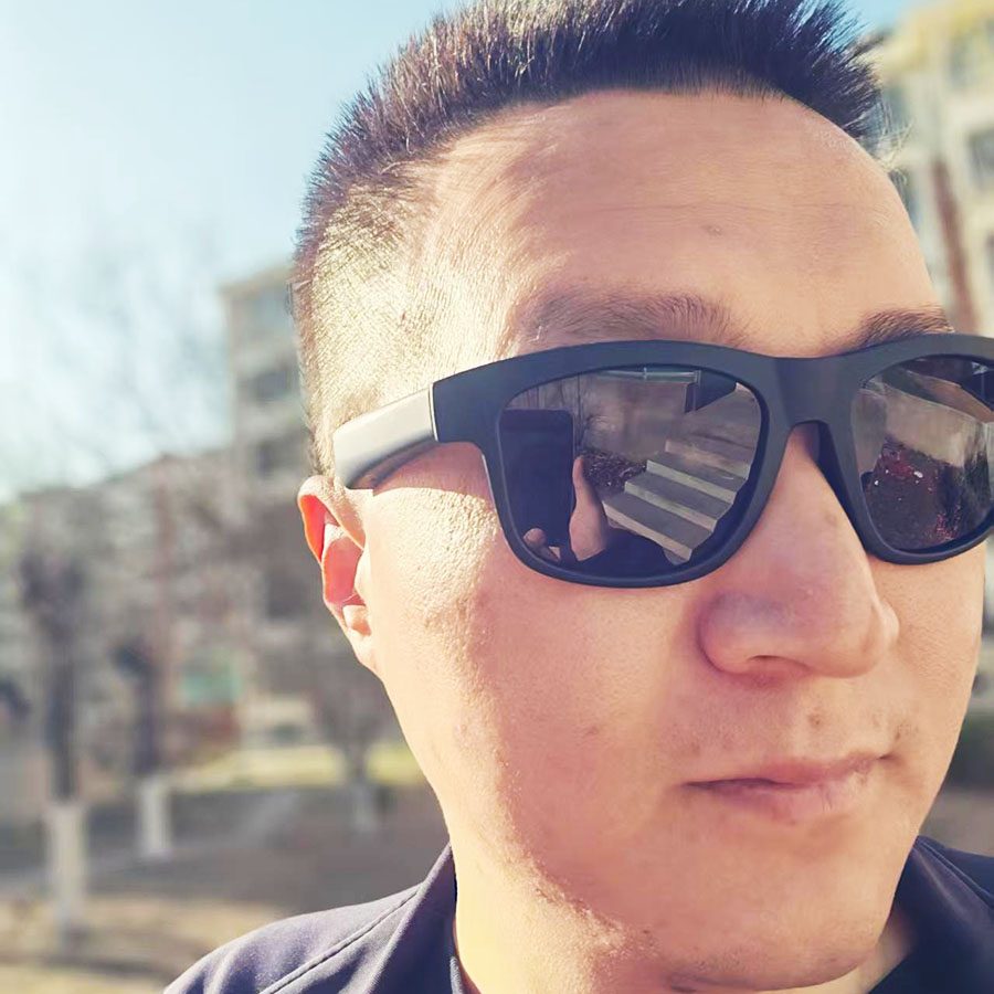 飞雅F1 AI运动智能眼镜体验：平价也能解锁AI+运动双重体验