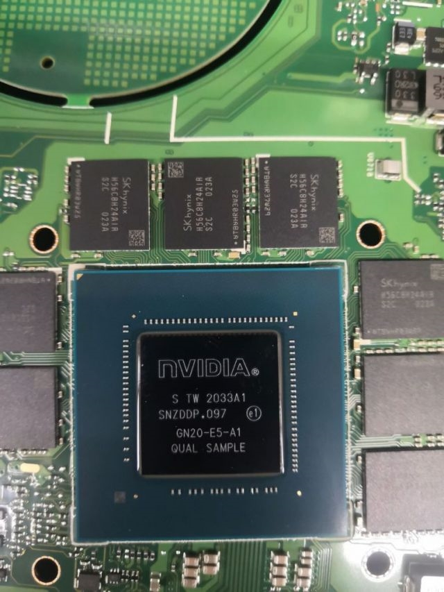 移动版RTX3000