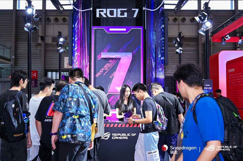 数码潮物盛会！ ROG7 CJ2023展位人气拉满大咖云集